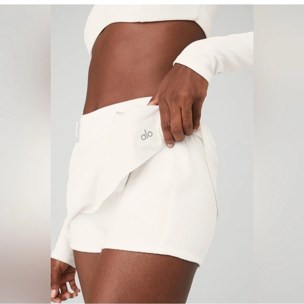 Womens Alo High-Waist Elevation Mini Skirt Ivory Large L White